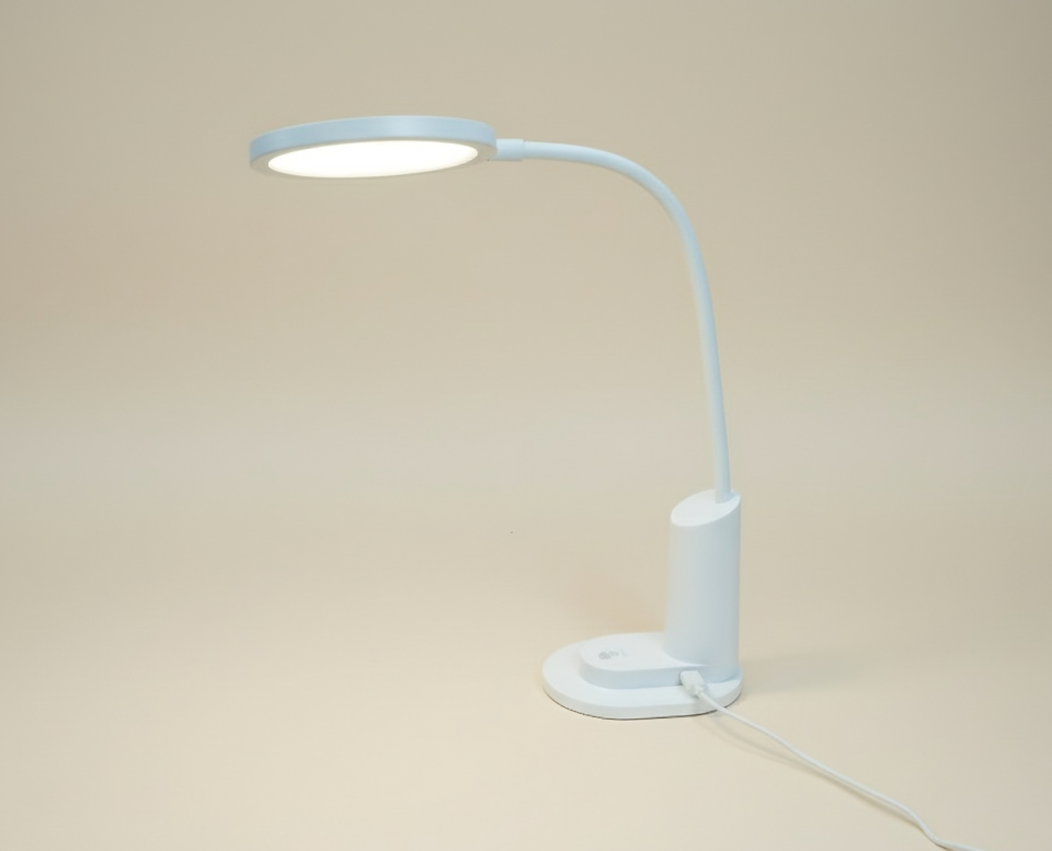 Светодиодный настольный светильник NOVOLAMPA Модель H738-1, Арт. LA-H738-1W (230В, 4Вт, 200Лм, 4500К, IP20, Белый)